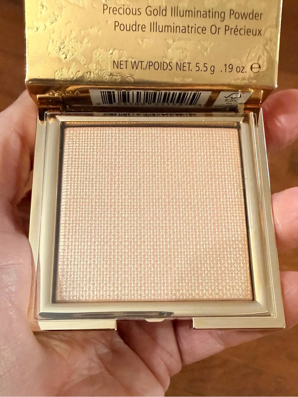 Chantecaille Precious Gold Illuminating Powder - Gold